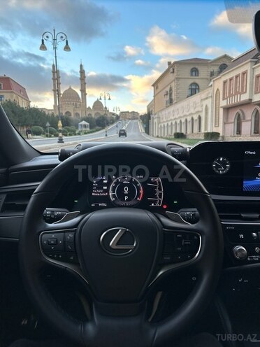 Lexus ES 200 2023, 10,000 km - 2.0 л - Bakı
