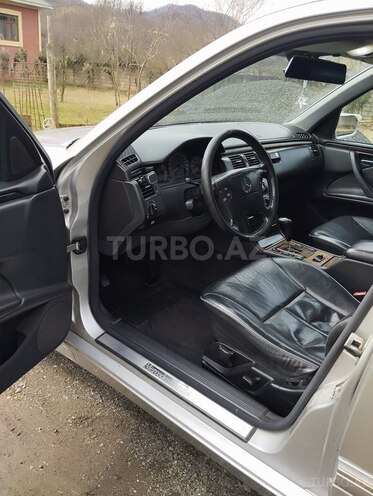 Mercedes E 240 1999, 404,003 km - 2.4 l - Lənkəran