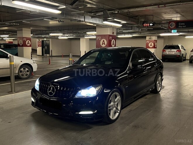 Mercedes C 250 2011, 321,000 km - 1.8 л - Bakı