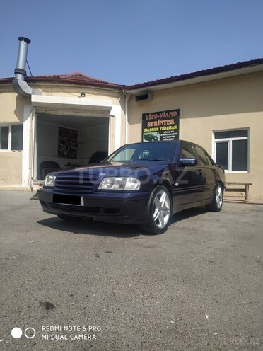 Mercedes C 240 2000, 350,000 km - 2.4 l - Bakı