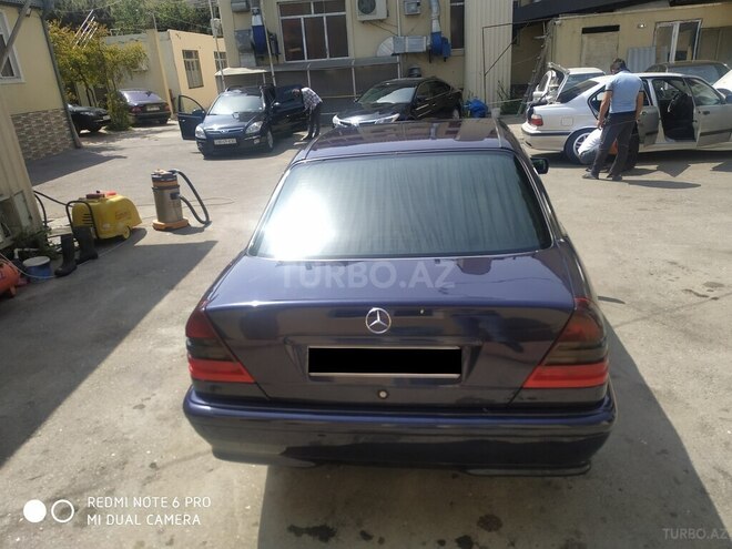 Mercedes C 240 2000, 350,000 km - 2.4 l - Bakı