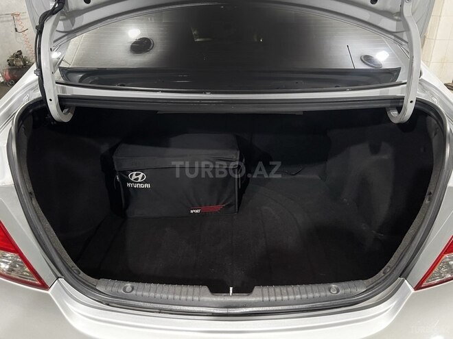 Hyundai Accent 2012, 208,000 km - 1.6 л - Bakı