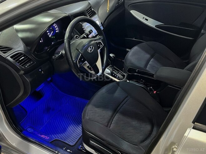 Hyundai Accent 2012, 208,000 km - 1.6 л - Bakı