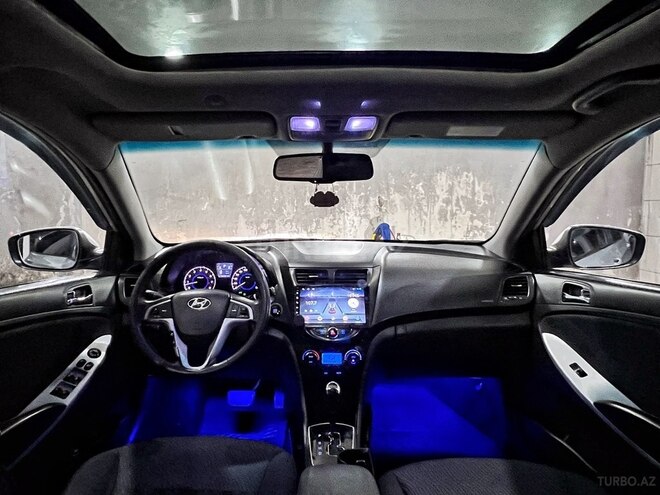 Hyundai Accent 2012, 208,000 km - 1.6 л - Bakı