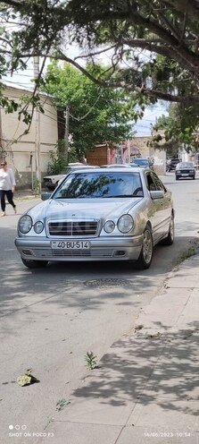 Mercedes E 230 1995, 453,000 km - 2.3 l - Quba