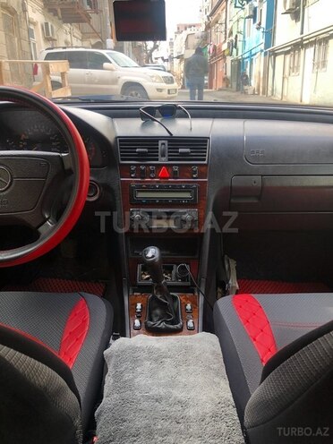 Mercedes C 220 1999, 380,500 km - 2.2 l - Bakı