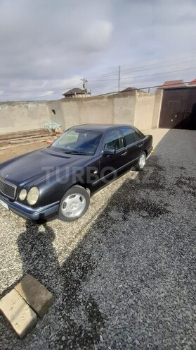 Mercedes E 220 1998, 490,000 km - 2.2 l - Bakı