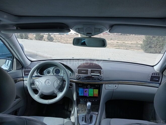 Mercedes E 320 2002, 299,000 km - 3.2 л - Bakı