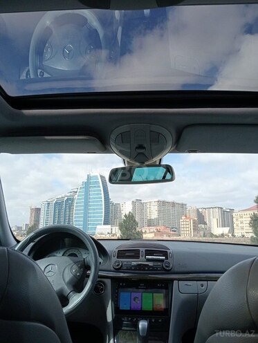 Mercedes E 320 2002, 299,000 km - 3.2 л - Bakı