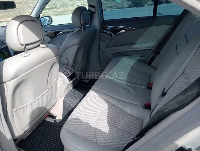 Mercedes E 320 2002, 299,000 km - 3.2 л - Bakı