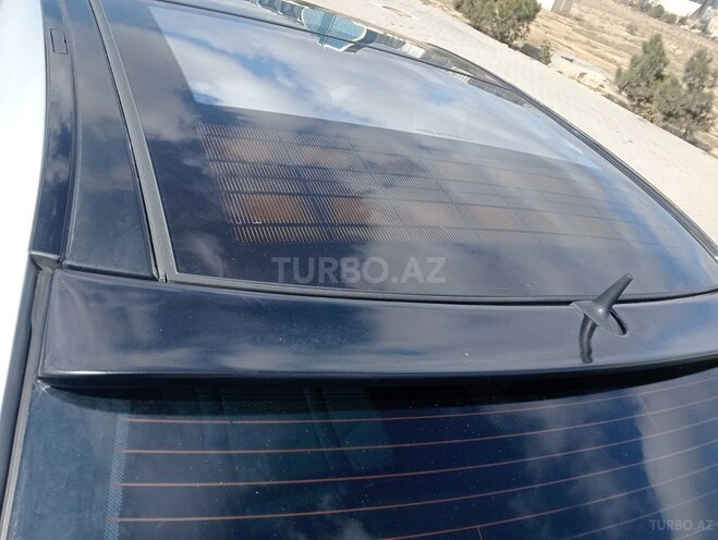 Mercedes E 320 2002, 299,000 km - 3.2 л - Bakı