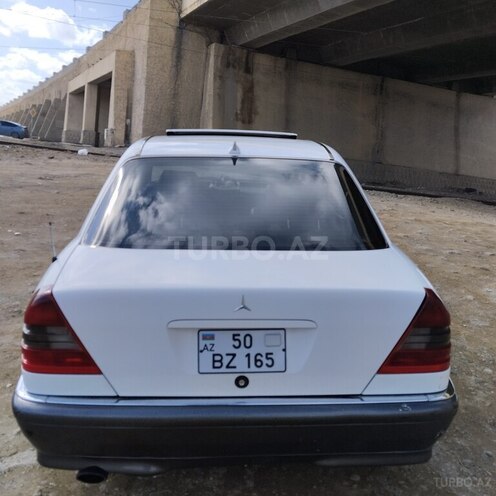 Mercedes C 200 1995, 240,000 km - 2.0 л - Bakı