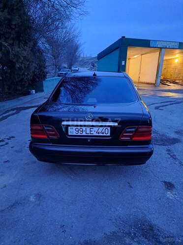 Mercedes E 220 1996, 527,000 km - 2.2 l - Naxçıvan