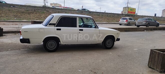 LADA (VAZ) 2107 2003, 18,000 km - 1.6 л - Bakı