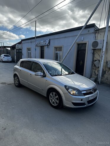 Opel Astra 2005, 240,000 km - 1.4 l - Bakı