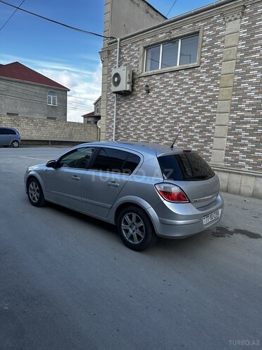 Opel Astra 2005, 240,000 km - 1.4 l - Bakı