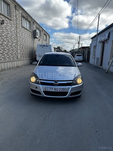Opel Astra 2005, 240,000 km - 1.4 l - Bakı