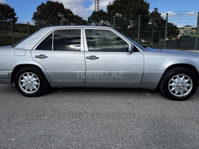 Mercedes E 200 1995, 199,000 km - 2.0 l - Bakı