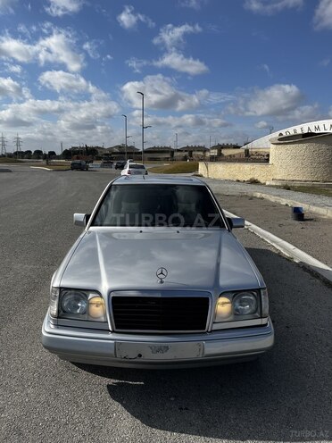 Mercedes E 200 1995, 199,000 km - 2.0 l - Bakı