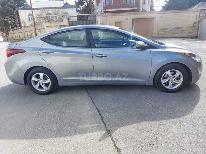Hyundai Elantra 2015, 127,000 km - 1.8 л - Bakı