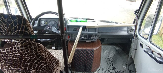 Mercedes 208 D 1993, 916,800 km - 2.3 л - Lənkəran