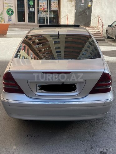 Mercedes C 240 2000, 261,000 km - 2.6 л - Bakı