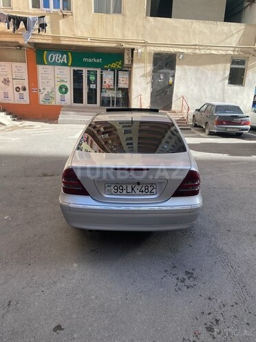 Mercedes C 240 2000, 261,000 km - 2.6 л - Bakı