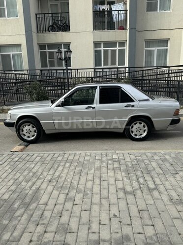 Mercedes 190 1991, 111,111 km - 2.0 l - Sumqayıt