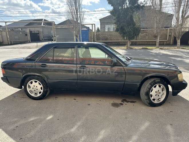 Mercedes 190 1992, 234,567 km - 2.0 l - Bakı