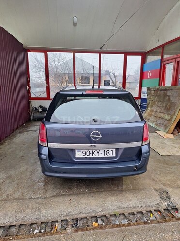 Opel Astra 2006, 212,000 km - 1.4 л - Şəki