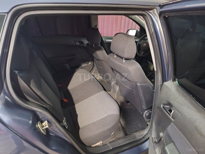 Opel Astra 2006, 212,000 km - 1.4 л - Şəki