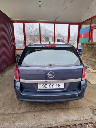 Opel Astra 2006, 212,000 km - 1.4 л - Şəki