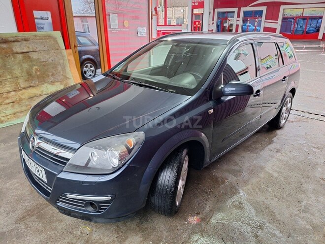 Opel Astra 2006, 212,000 km - 1.4 л - Şəki