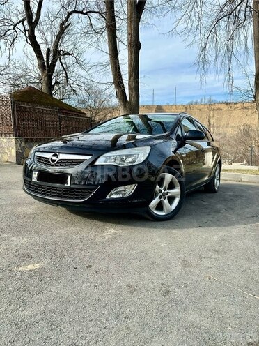 Opel Astra 2011, 280,000 km - 1.4 л - Bakı