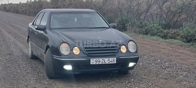 Mercedes E 270 2000, 520,969 km - 2.7 л - Salyan