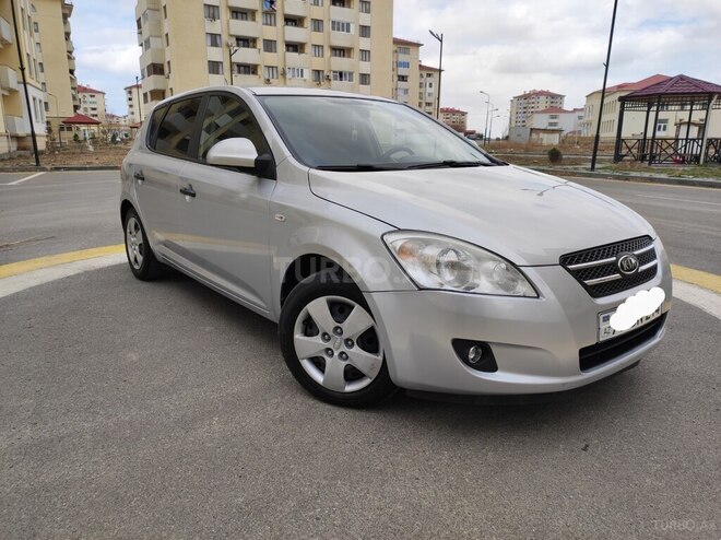 Kia Ceed 2009, 260,000 km - 1.4 л - Sumqayıt