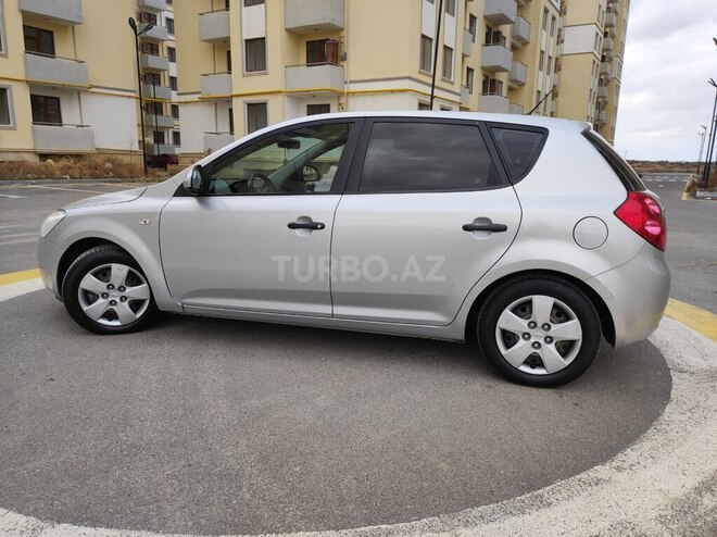 Kia Ceed 2009, 260,000 km - 1.4 л - Sumqayıt