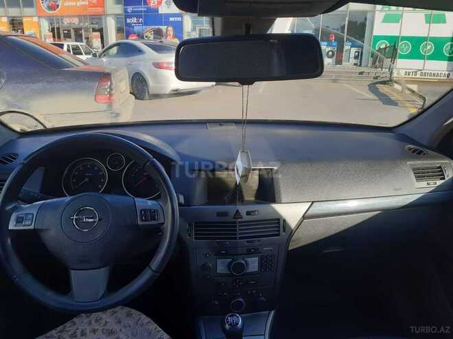 Opel Astra 2005, 252,000 km - 1.4 l - Bakı