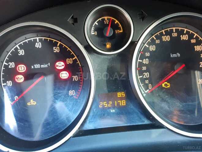 Opel Astra 2005, 252,000 km - 1.4 l - Bakı