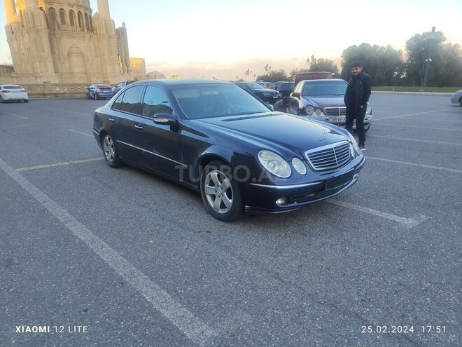 Mercedes E 220 2002, 515,442 km - 2.2 l - Bakı
