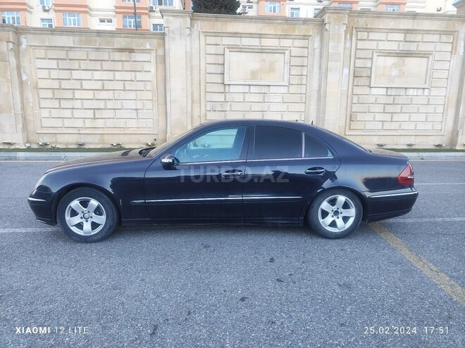 Mercedes E 220 2002, 515,442 km - 2.2 l - Bakı