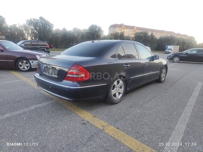 Mercedes E 220 2002, 515,442 km - 2.2 l - Bakı