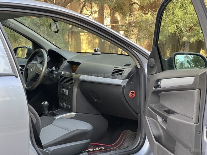 Opel Astra 2006, 282,000 km - 1.4 l - Bakı