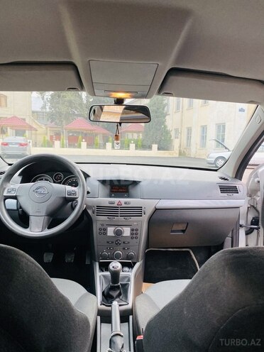 Opel Astra 2006, 235,000 km - 1.3 l - Gəncə
