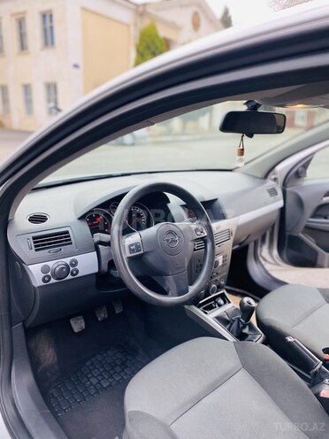 Opel Astra 2006, 235,000 km - 1.3 l - Gəncə