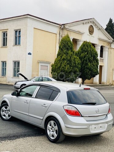 Opel Astra 2006, 235,000 km - 1.3 l - Gəncə