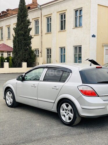 Opel Astra 2006, 235,000 km - 1.3 l - Gəncə