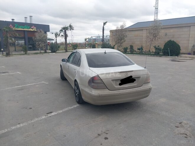 Mercedes E 220 2003, 685,649 km - 2.2 l - Bakı