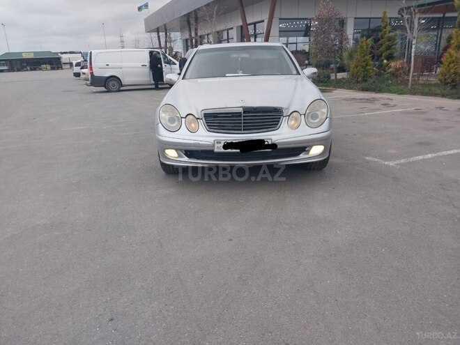 Mercedes E 220 2003, 685,649 km - 2.2 l - Bakı