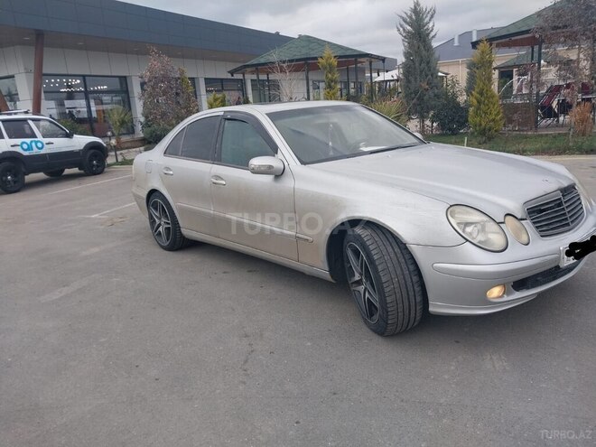 Mercedes E 220 2003, 685,649 km - 2.2 l - Bakı